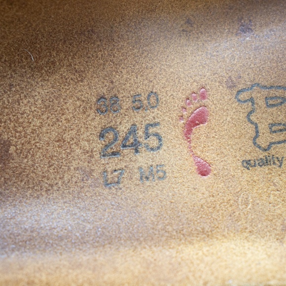 Birki's by Birkenstock Xenia Silver Birko-Flor Sandals Women's Size 7-7.5 EU 38 - Picture 7 of 8